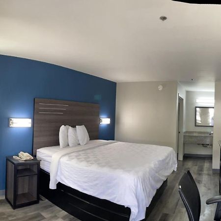 Griffin Inn & Suites Exteriér fotografie
