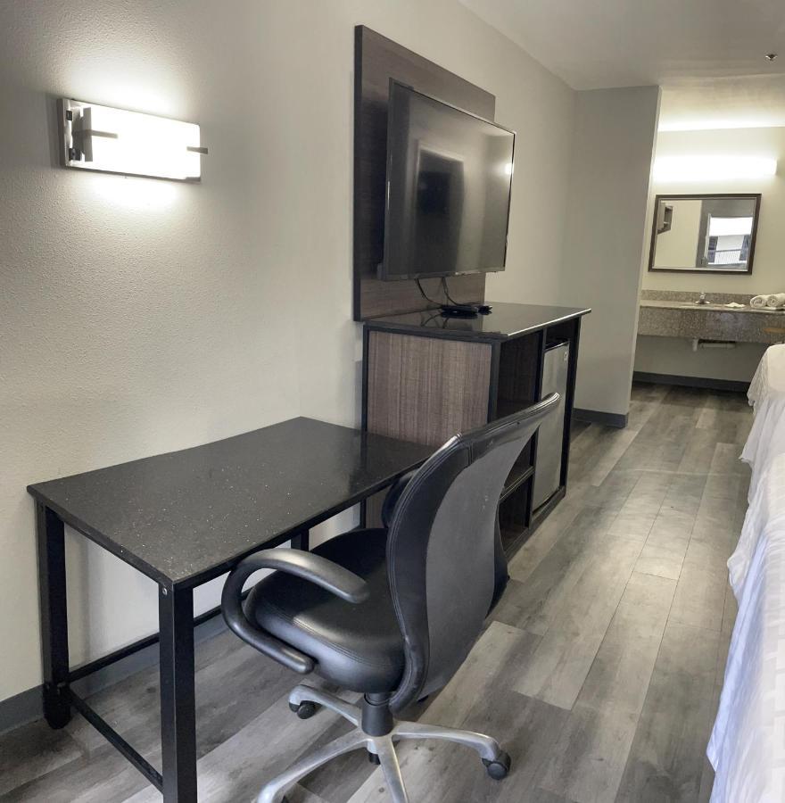 Griffin Inn & Suites Exteriér fotografie
